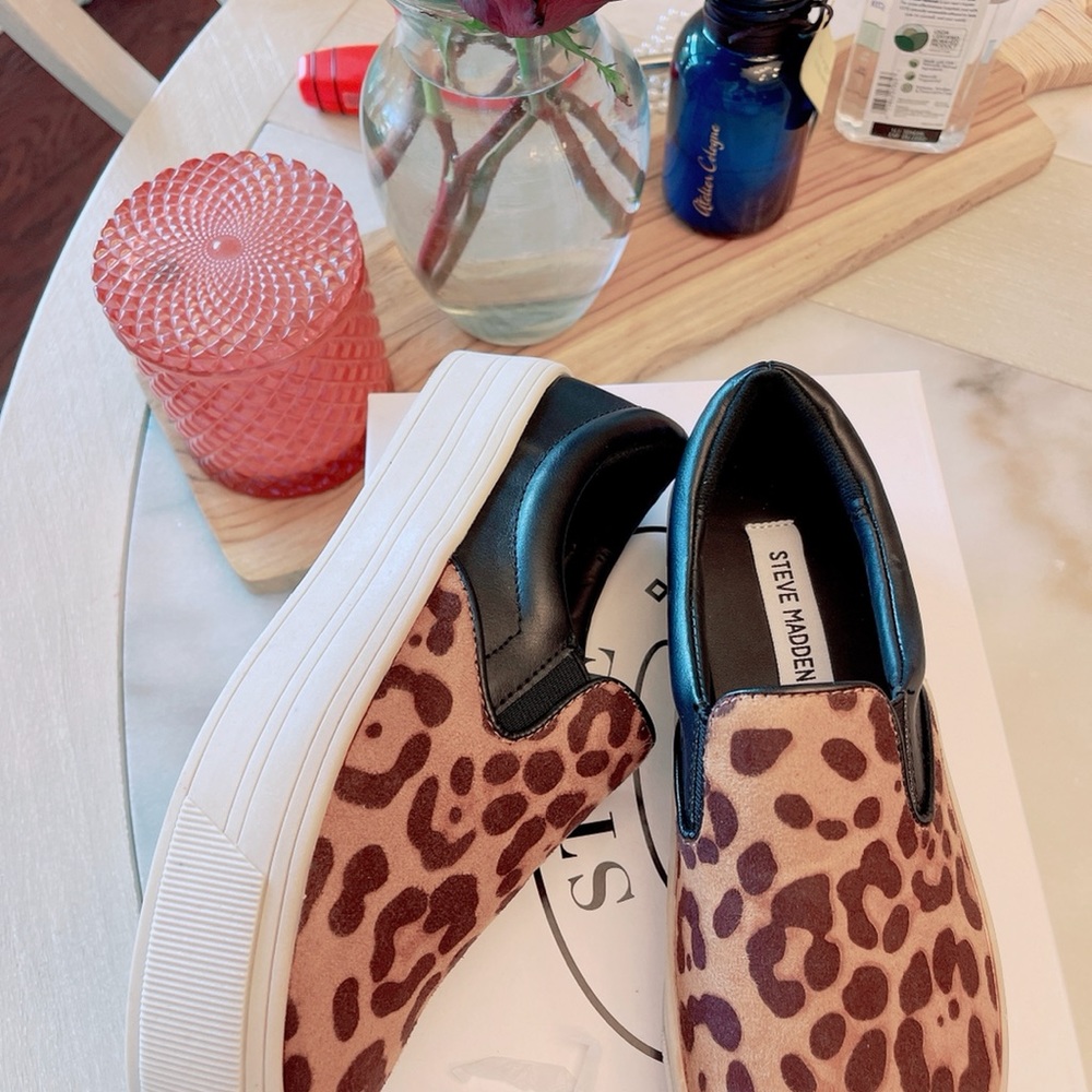 Steve Madden leopard SLIP-ON SNEAKER/NWB